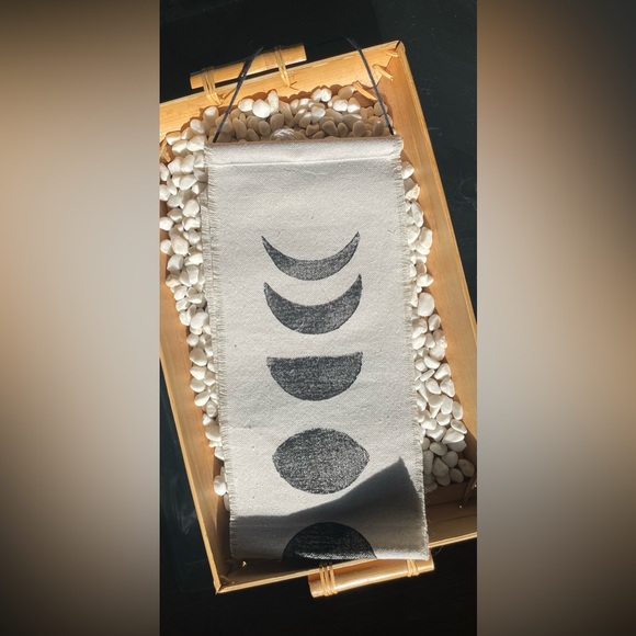 Moon Phases Tapestry - Picture 11 of 11